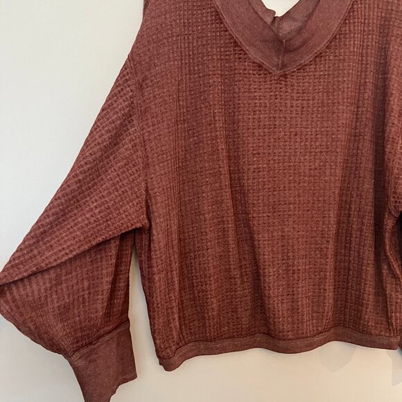 We the Free (Free People) oversized fit thermal henley rust red L - Picture 5 of 16